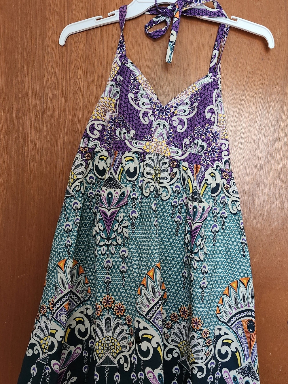 Express Pattern Halter Neck Babydoll  Dress New Without Tags  Women’s 0